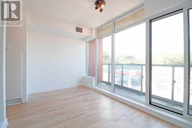 Photo du bâtiment - 60 Haslett Ave