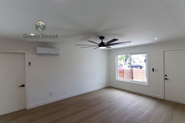 Foto del edificio - 6831 Amherst St