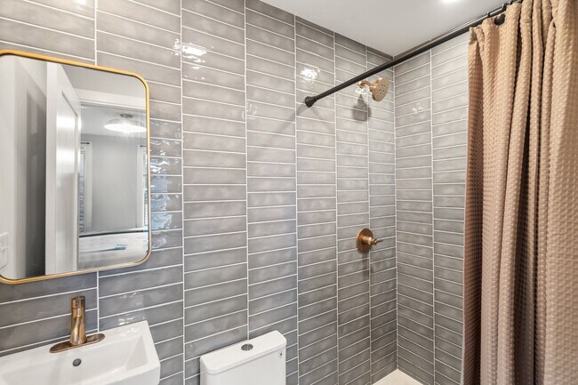 Foto del edificio - 10 Lamson Ct