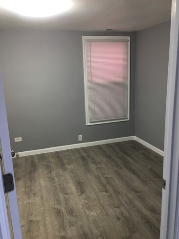 Foto del edificio - 520 S Denvir Ave