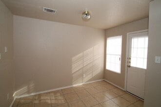 Building Photo - 4506 Jeff Scott Dr