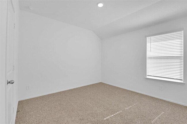 Foto del edificio - 315 Chateau Bay Ln
