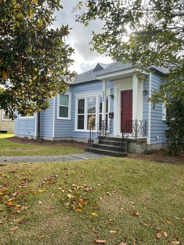 Foto principal - Single Family Home in Quiet Gentilly Neigh...