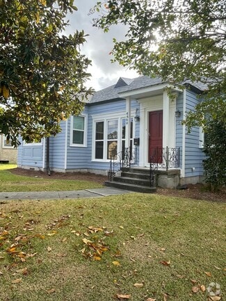 Building Photo - 4460 Mandeville St