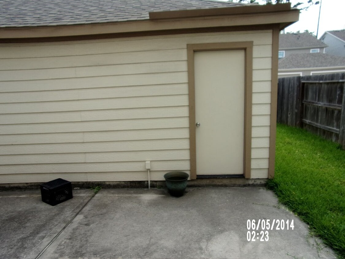 Foto del edificio - Cute townhome ready for new tenant!