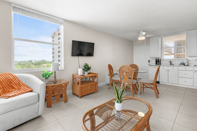 Building Photo - 5600 Bonita Beach Rd SW