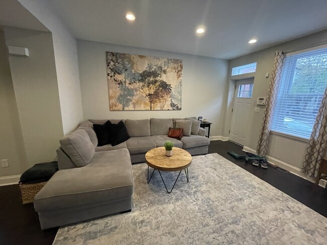 Foto del edificio - 1326 E Susquehanna Ave