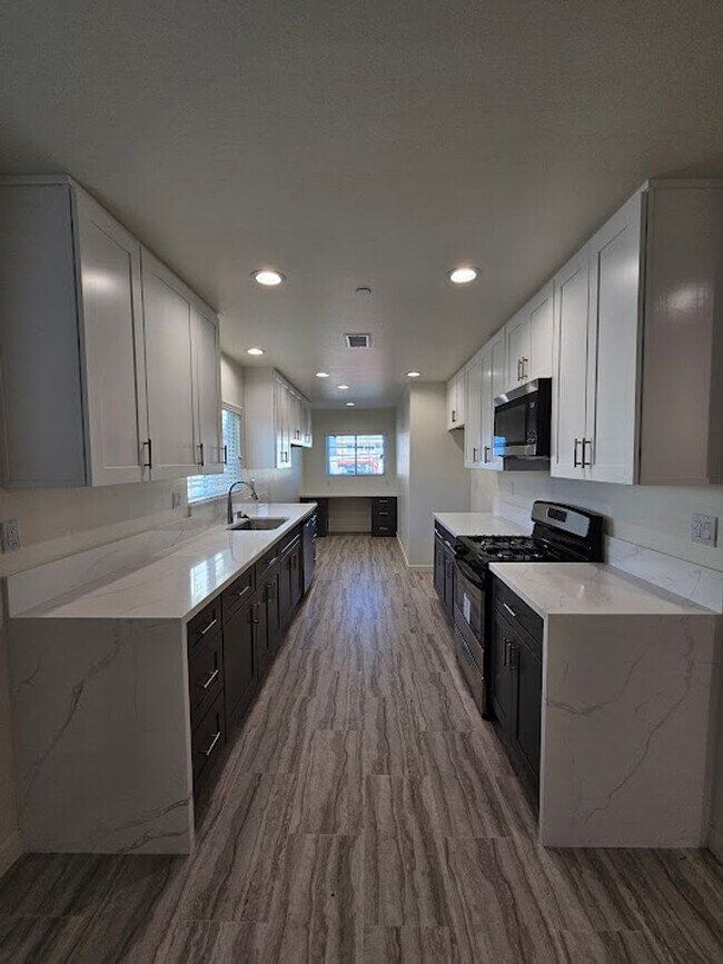 Foto del edificio - Newly Remodeled 2 Bedroom / 1 Bath! Call o...