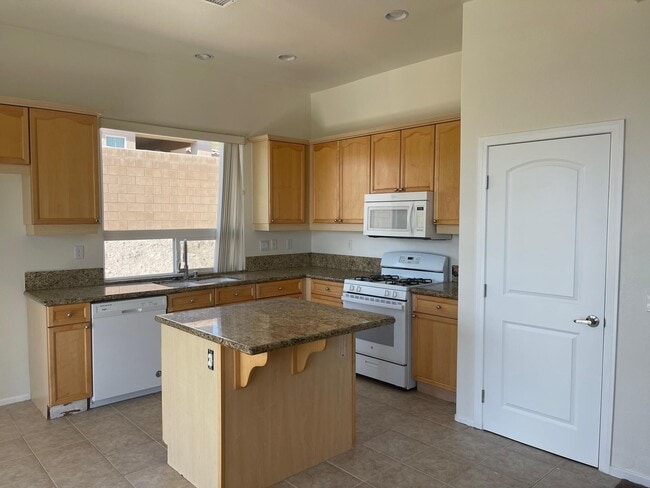 Building Photo - 11691 Foxdale Dr
