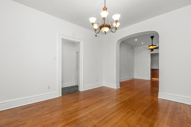 Foto del edificio - 1903 W Evergreen Ave