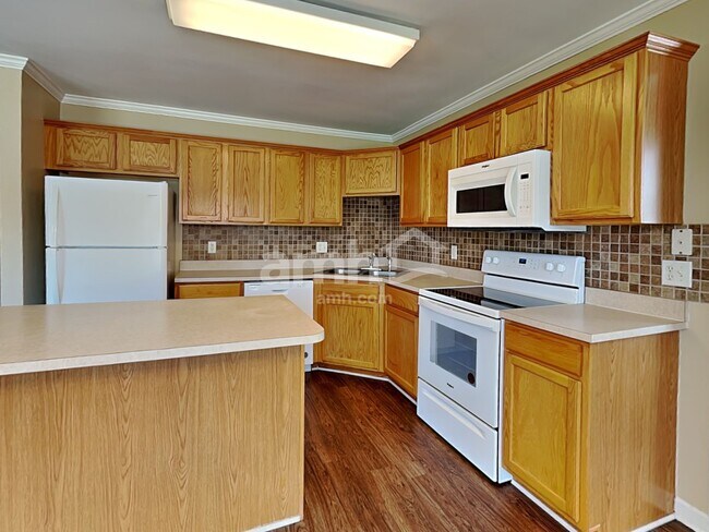 Foto del edificio - 2119 Ponty Pool Dr