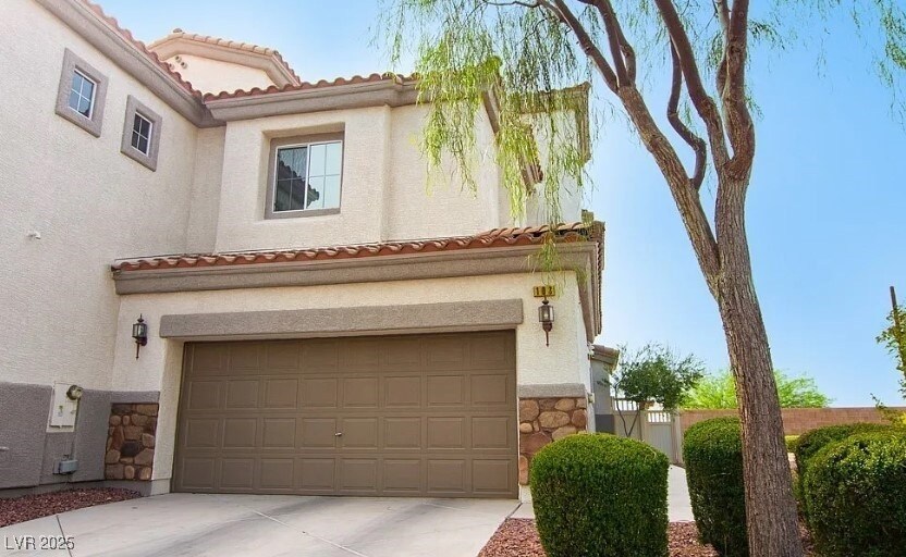 Foto principal - 1087 Tuscan Sky Ln