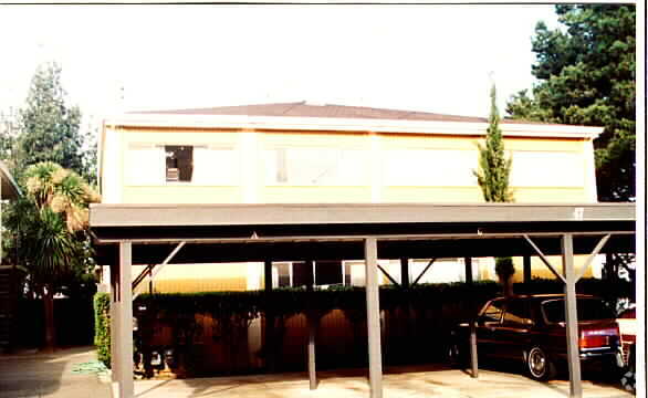 Foto del edificio - 47 Alan Ct