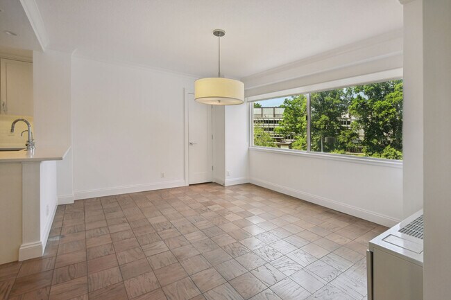 Foto del edificio - 4515 Willard Ave