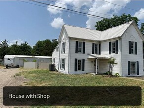 Building Photo - 205 Randolph St