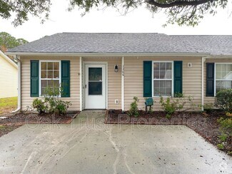 Building Photo - 1366 Pinnacle Ln