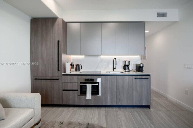 Foto del edificio - 580 72nd St