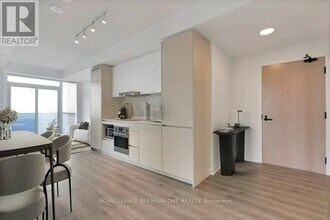 Building Photo - 28 Interchange Wy