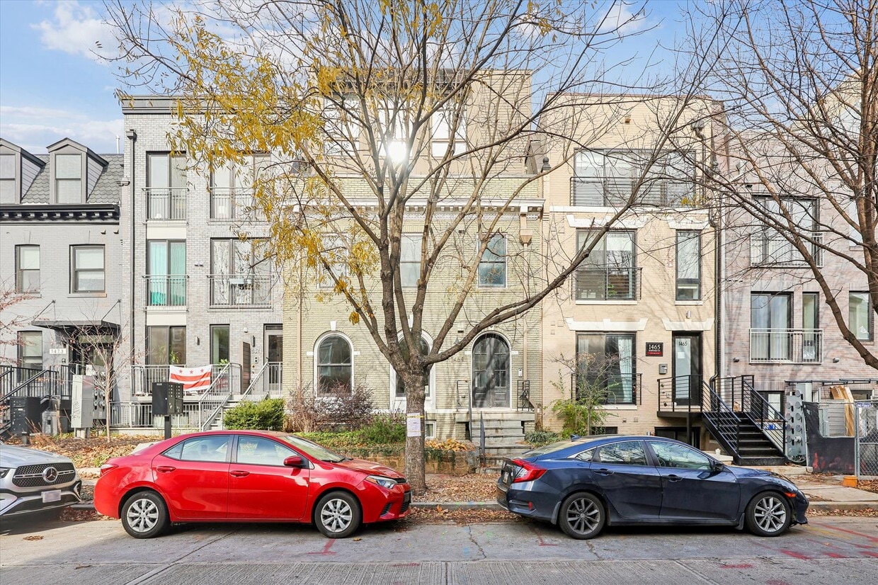 Foto principal - 1469 Harvard St NW