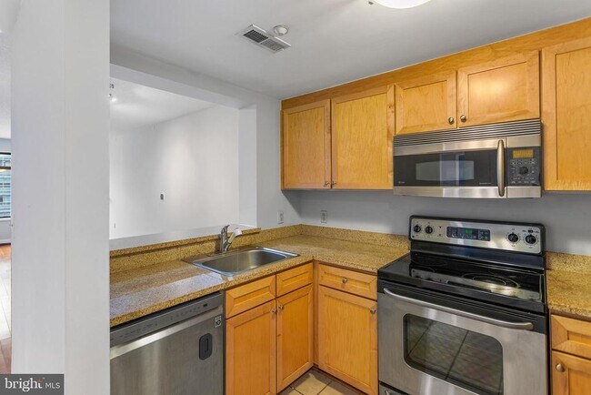 Foto del edificio - 1150 K St NW