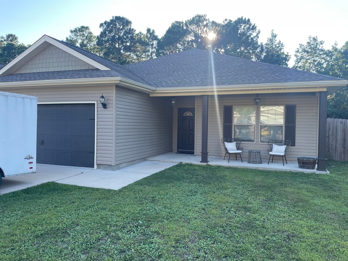 2263 Tom St, Navarre, FL 32566 House Rental in Navarre, FL