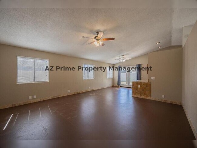 Foto del edificio - 6523 W Brown St
