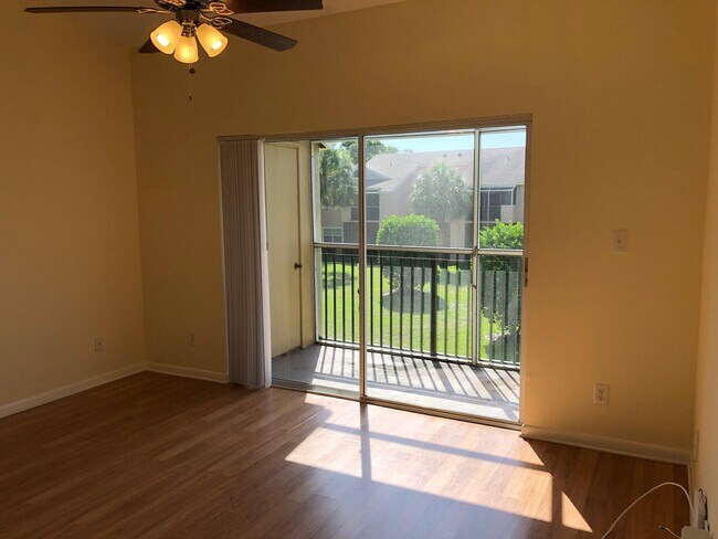 Foto del edificio - 880 Cypress Park Way