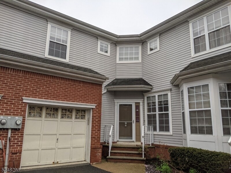 Foto principal - 117 Cardigan Ct