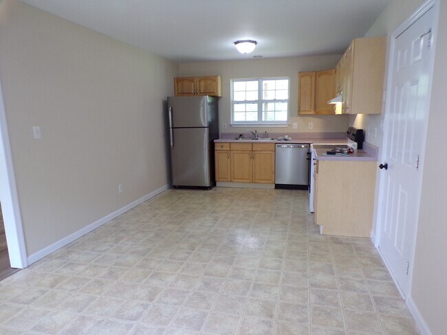Foto del edificio - 1425 Hammerhill Rd