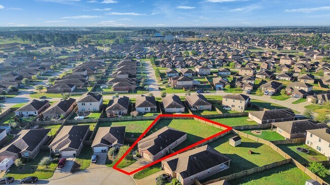 Building Photo - 22419 Iron Mill Dr