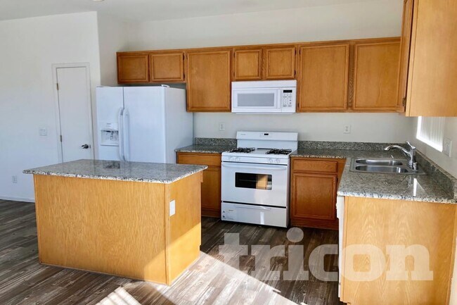 Foto del edificio - 5616 Deer Run Ct