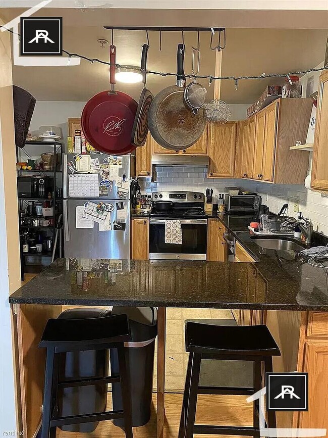 Building Photo - 5 bedroom in Allston MA 02134