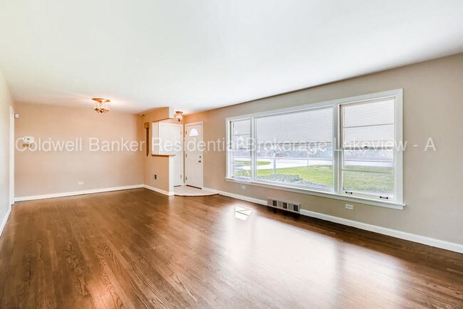 Building Photo - 304 E Golf Road , Mount Prospect , IL , 60056