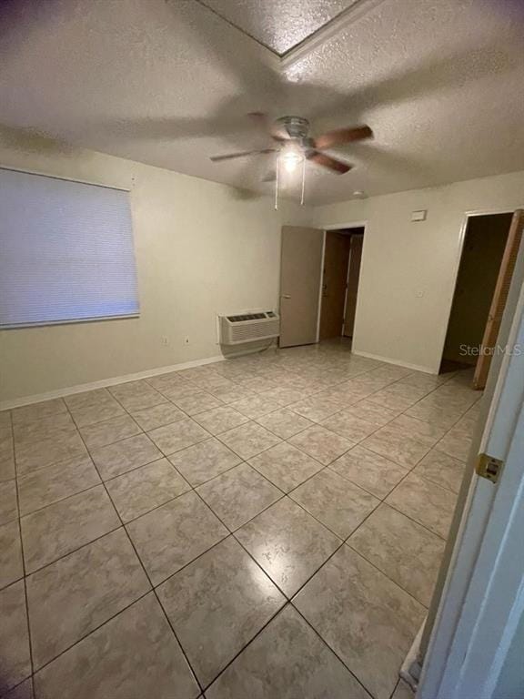 Building Photo - 402 Orchid Dr