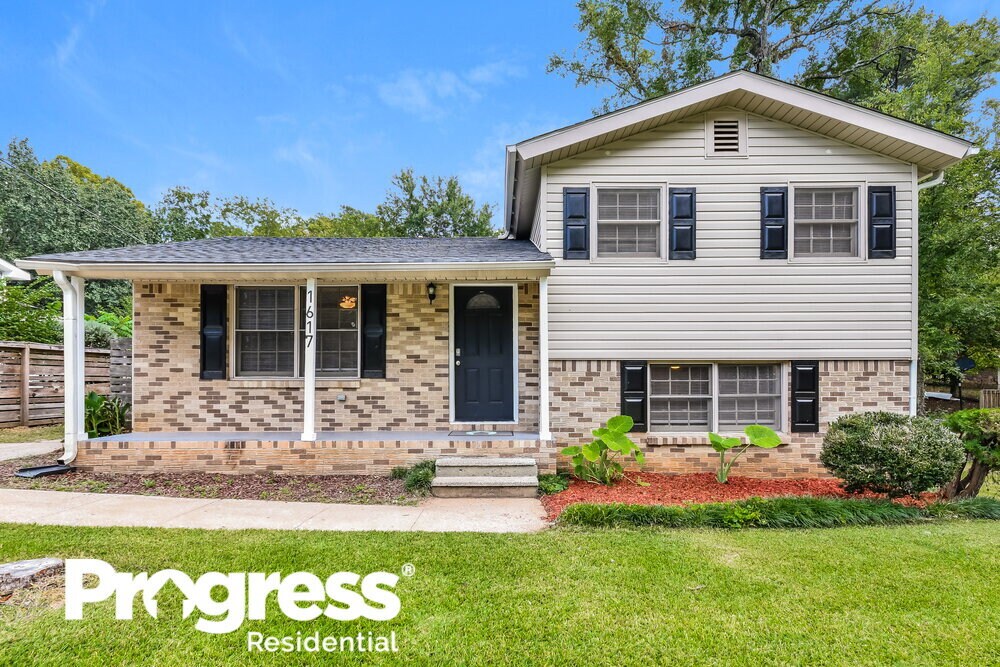 1617 Bobolink Ln NE, Center Point, AL 35215 House Rental in Center