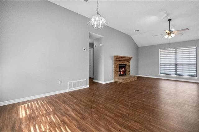 Foto del edificio - 7910 Meadowlark Ln