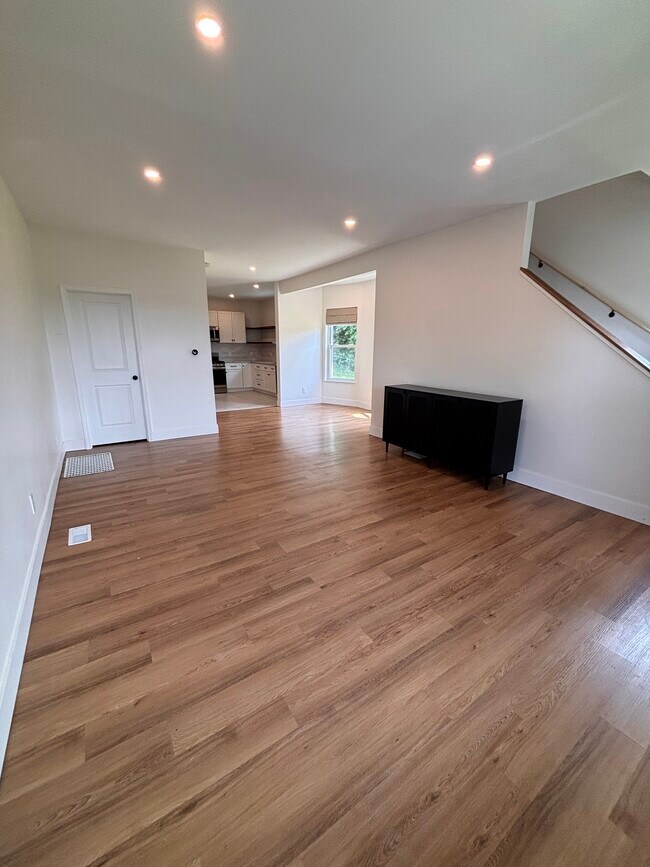 Foto del edificio - 3628 Idlewild Ave