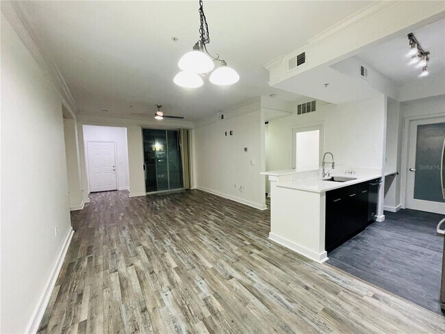Building Photo - 12012 Villanova Dr
