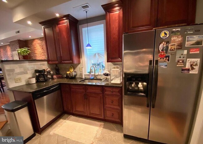 Foto del edificio - 870 N 26th St