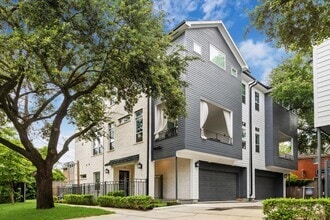 Building Photo - 4506 Yupon St