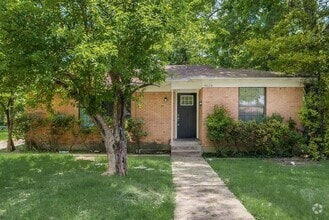 Building Photo - 4626 Utah Ave