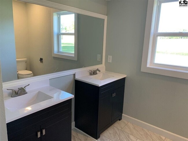 Bathroom 2 - 120 W Taylor St