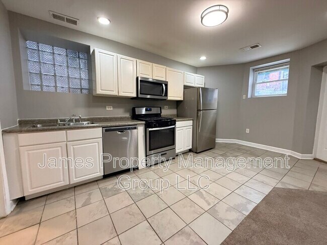 Foto del edificio - 2524 W Cortez St