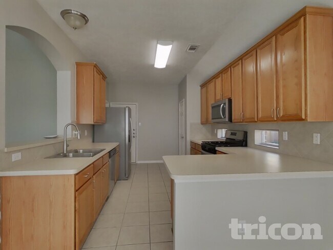 Foto del edificio - 3123 Spring Ranch Ln