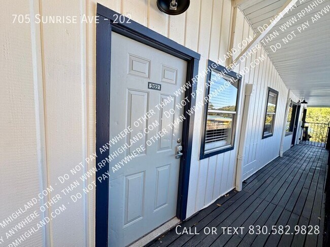 Foto del edificio - 705 Sunrise Ave