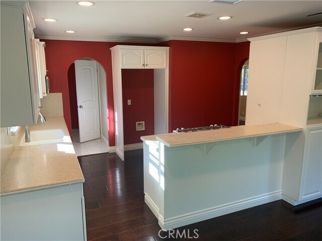 Foto del edificio - 16068 Summershade Dr