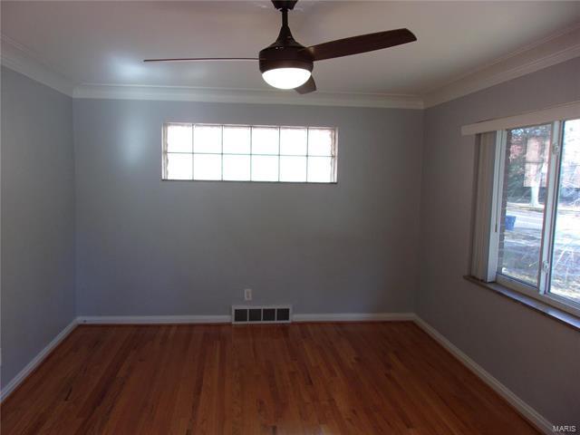 Foto del edificio - 5611 Jamieson Ave