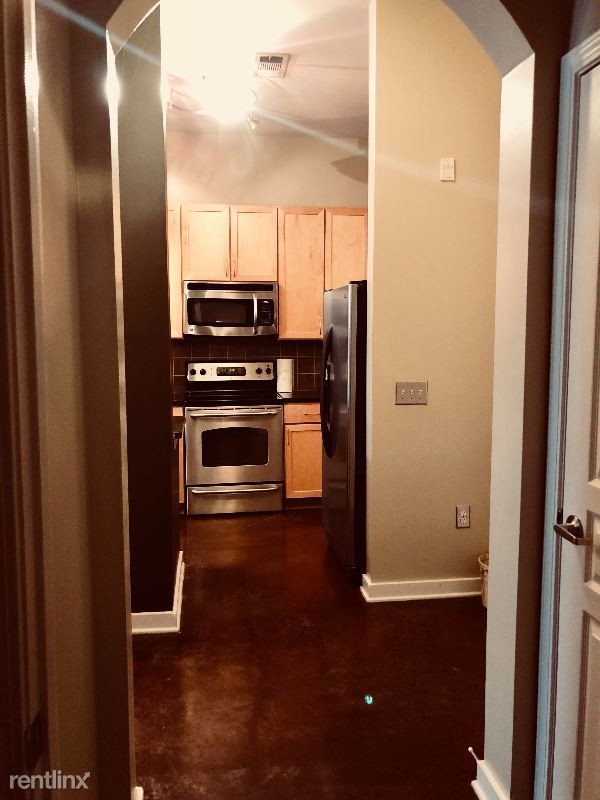 Foto del edificio - 2400 Vanderbilt Pl