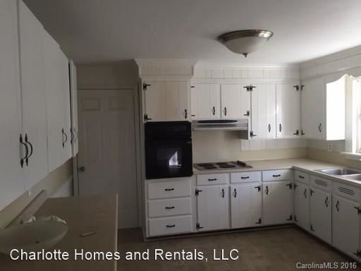 Building Photo - 2116 Tarlton Dr