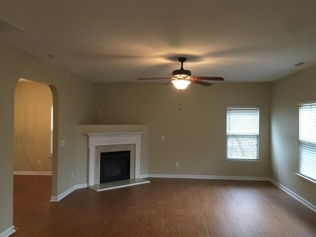 Foto del edificio - 3840 Satinleaf Drive